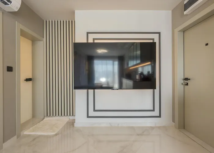 Sun Above Βάρνα