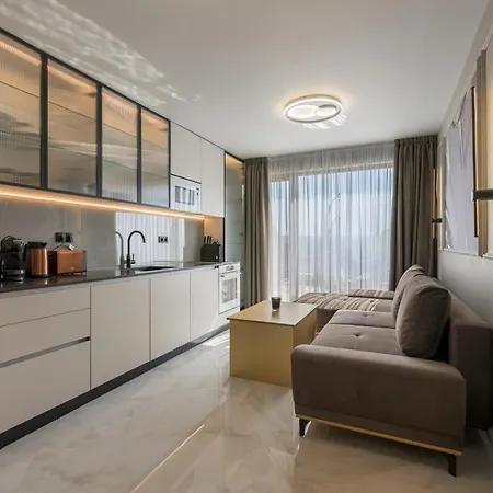 Apartment Sun Above Varna