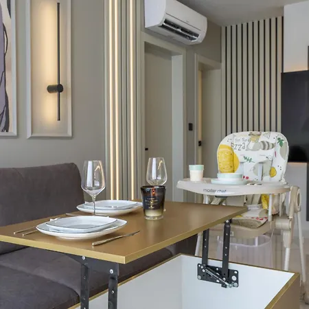 Apartment Sun Above *