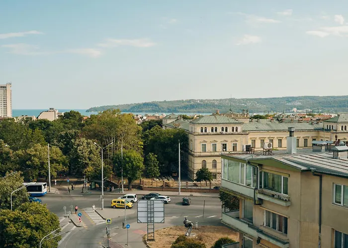 Sun Above Apartment *